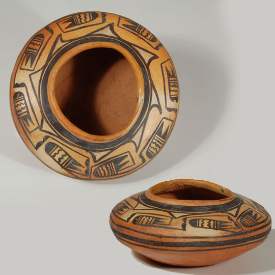 Historic Hopi Pueblo Pottery C3672D